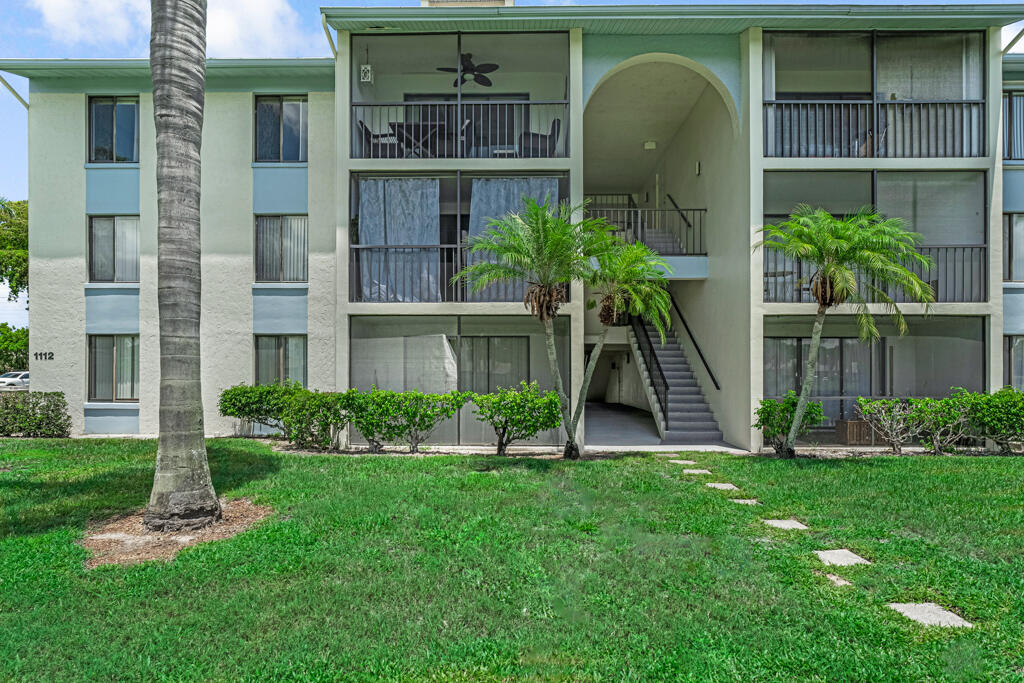 PALM CLUB VILLAGE II CONDO - Residential