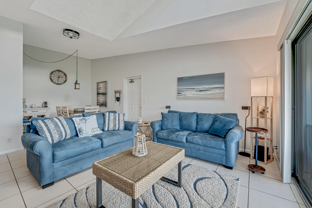 PALM CLUB VILLAGE II CONDO - Residential