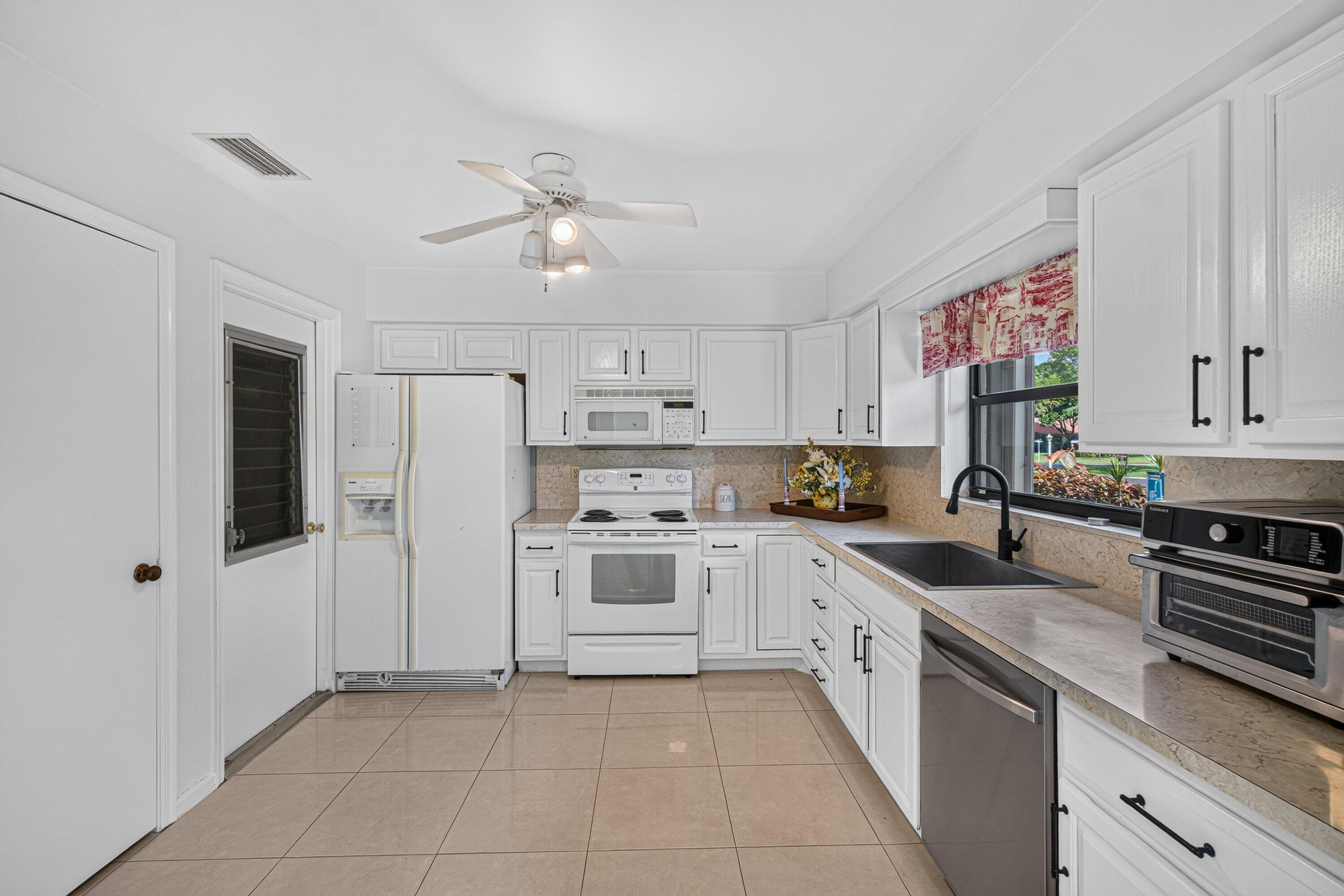 BENT TREE VILLAS WEST CONDO - Residential