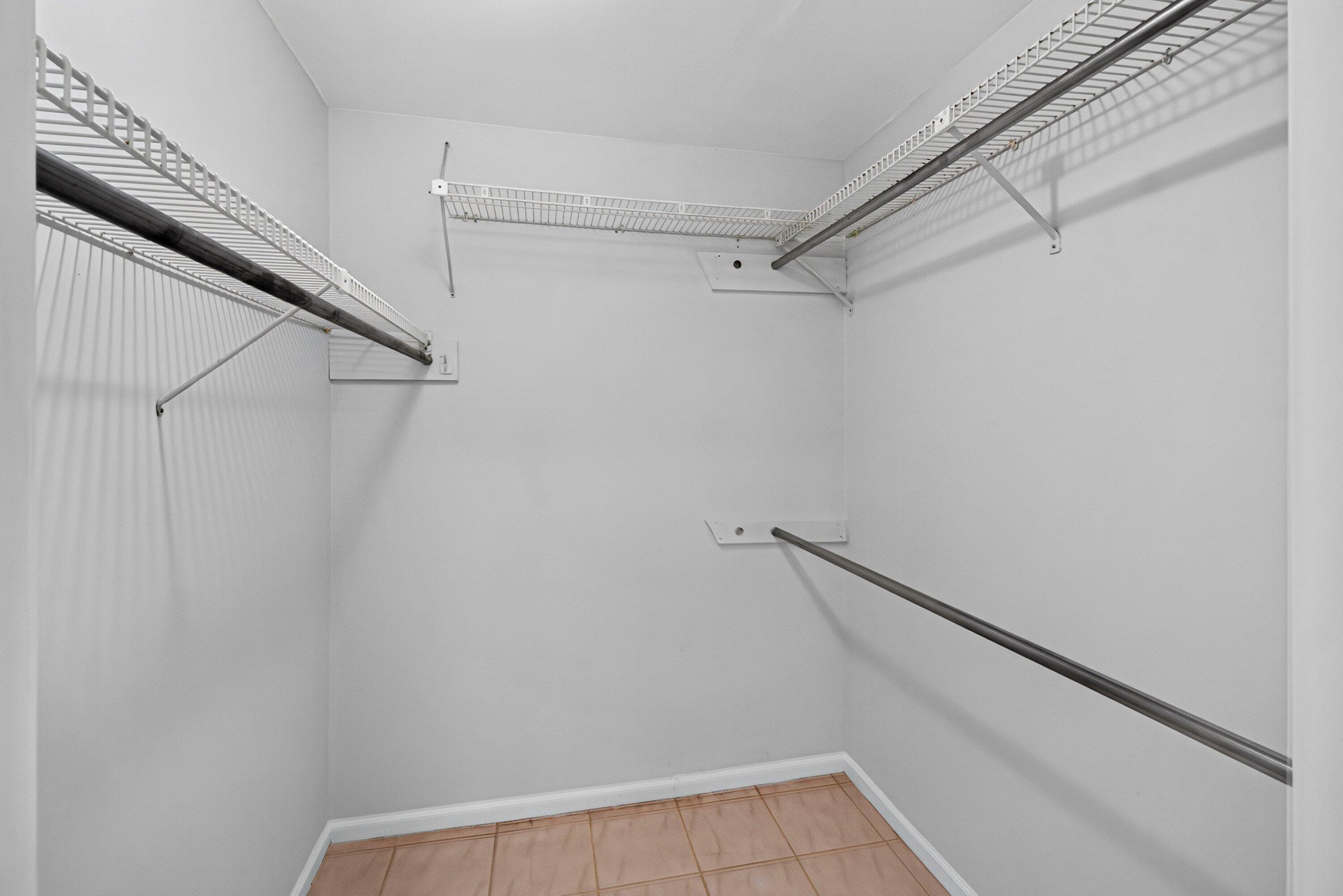 BENT TREE VILLAS WEST CONDO - Residential