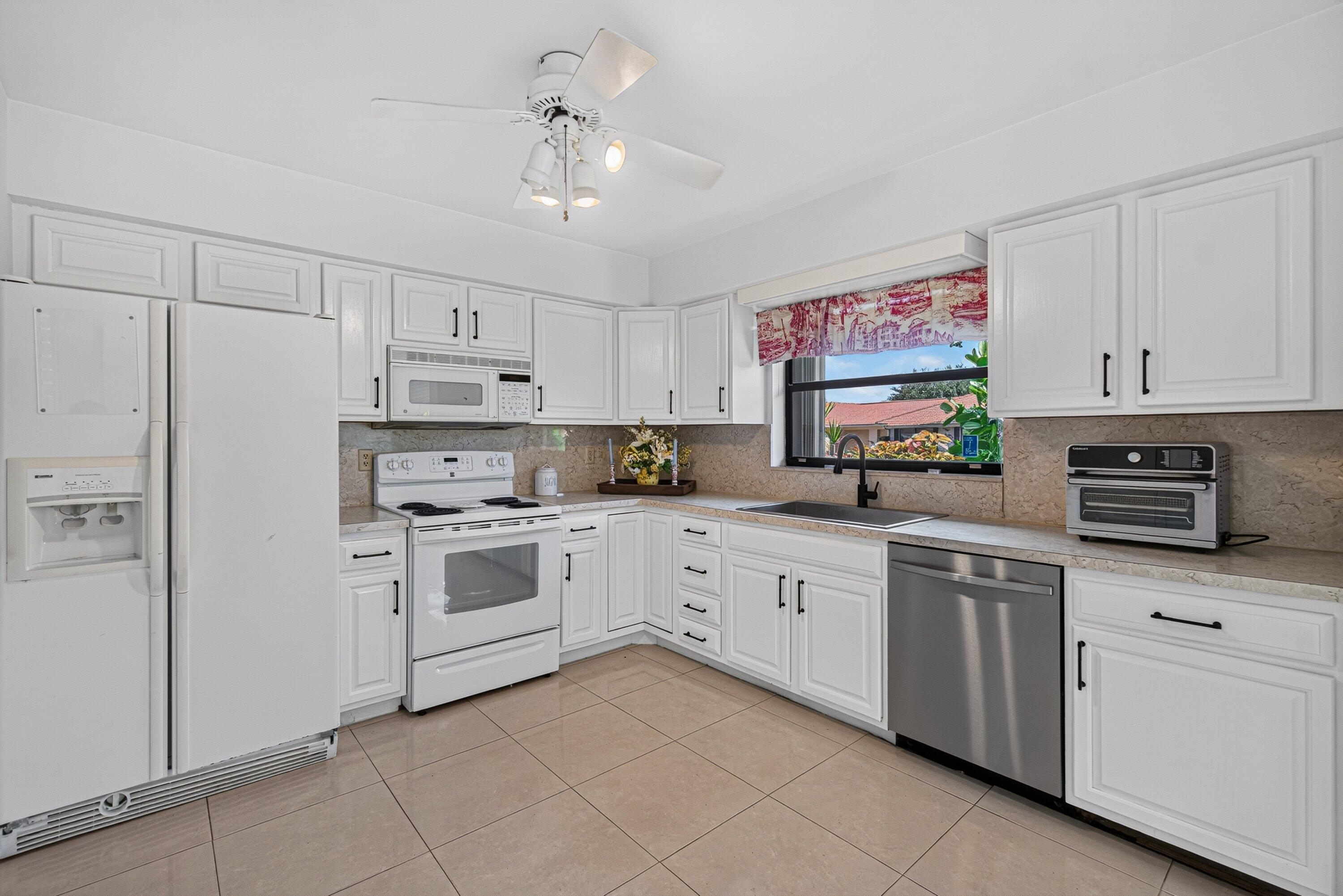 BENT TREE VILLAS WEST CONDO - Residential