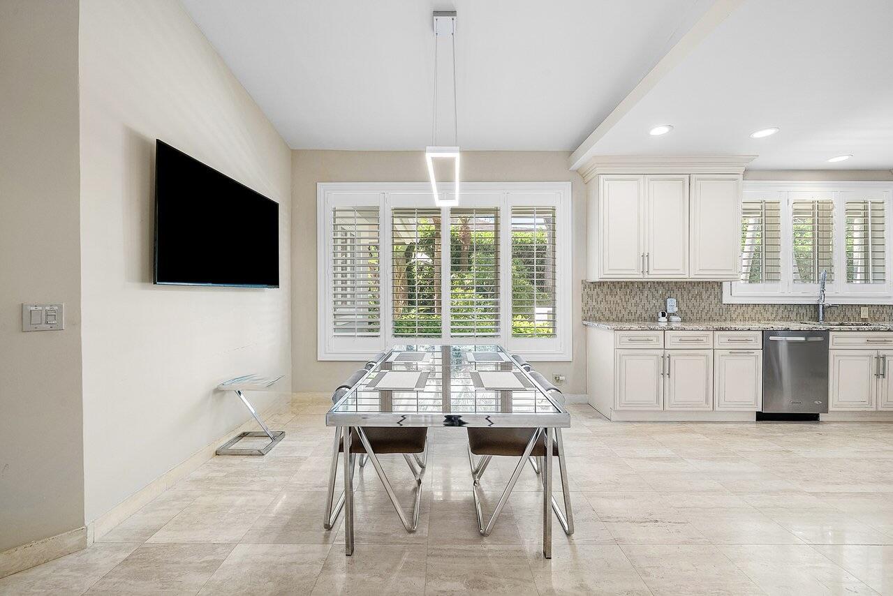 FRENCHMANS CREEK - Residential