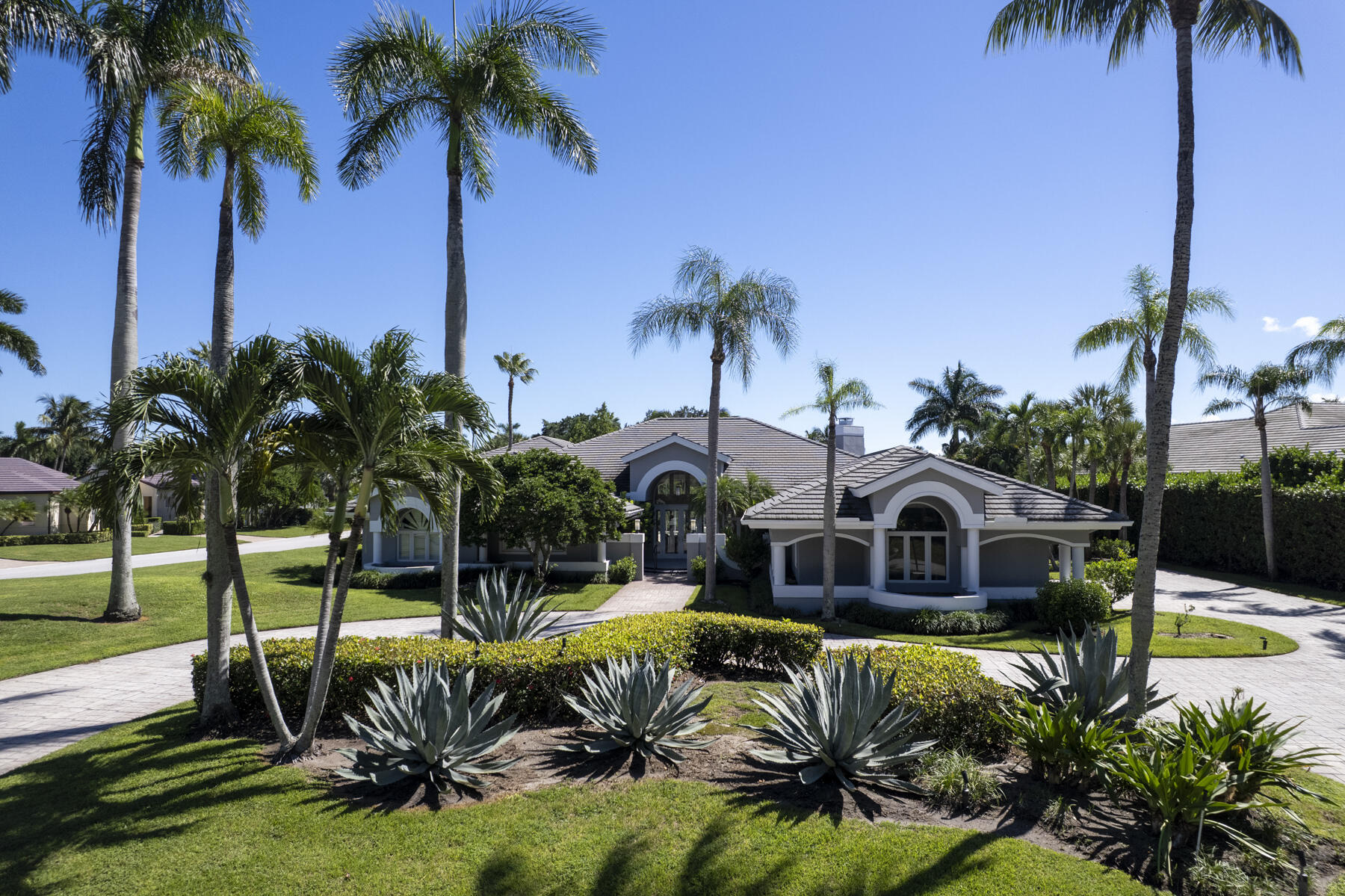 FRENCHMANS CREEK - Residential