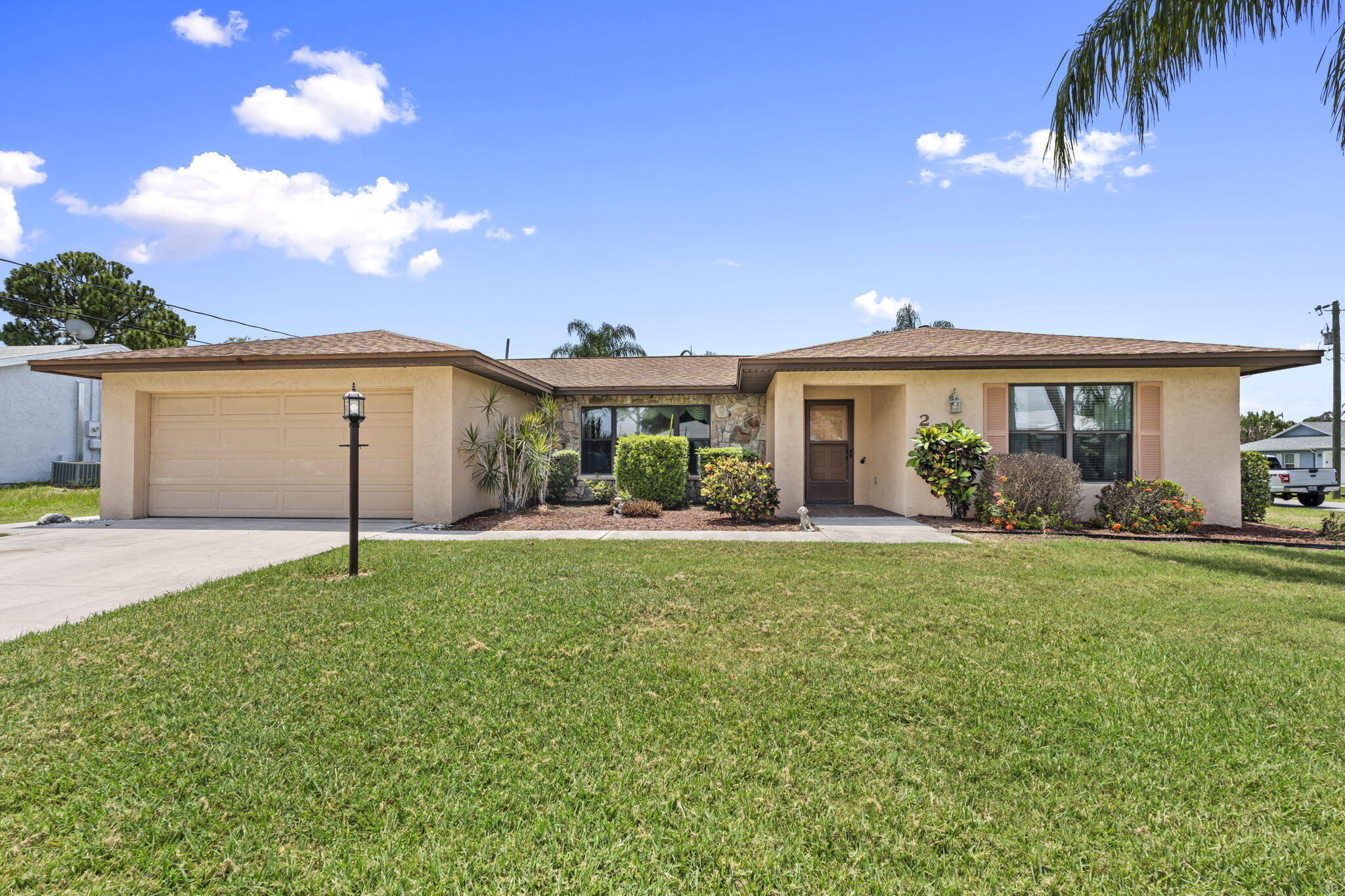 PORT ST LUCIE SECTION 40 - Residential