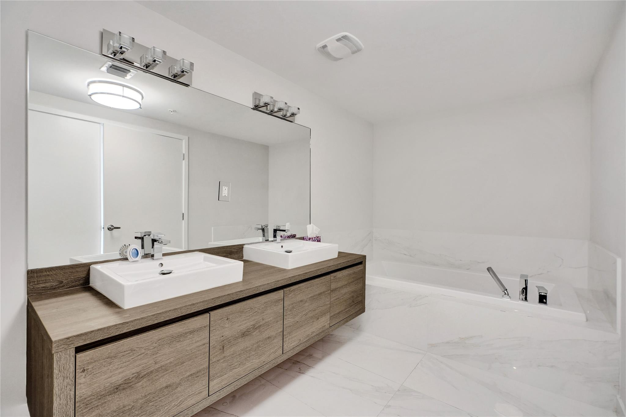 400 SUNNY ISLES - Residential