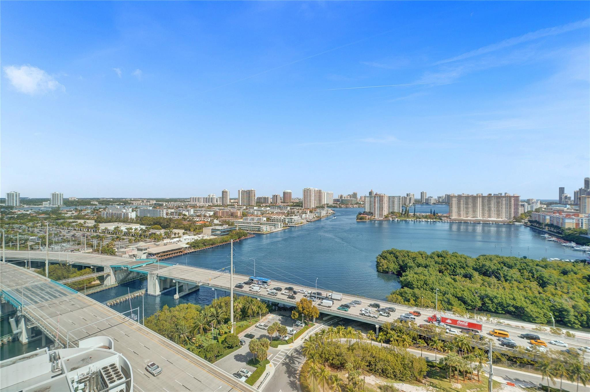400 SUNNY ISLES - Residential