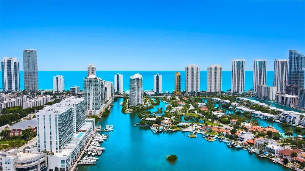 400 SUNNY ISLES - Residential