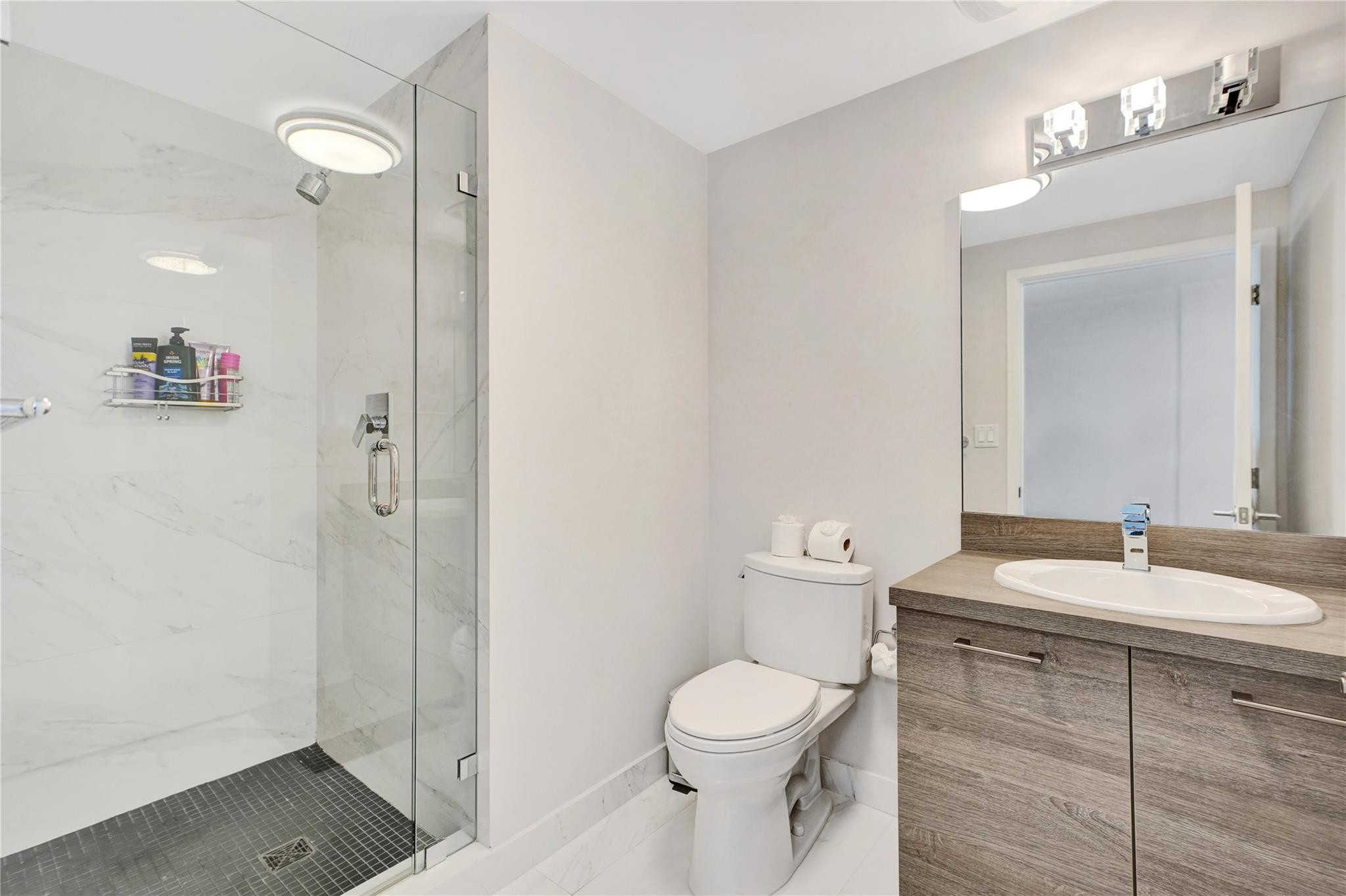 400 SUNNY ISLES - Residential