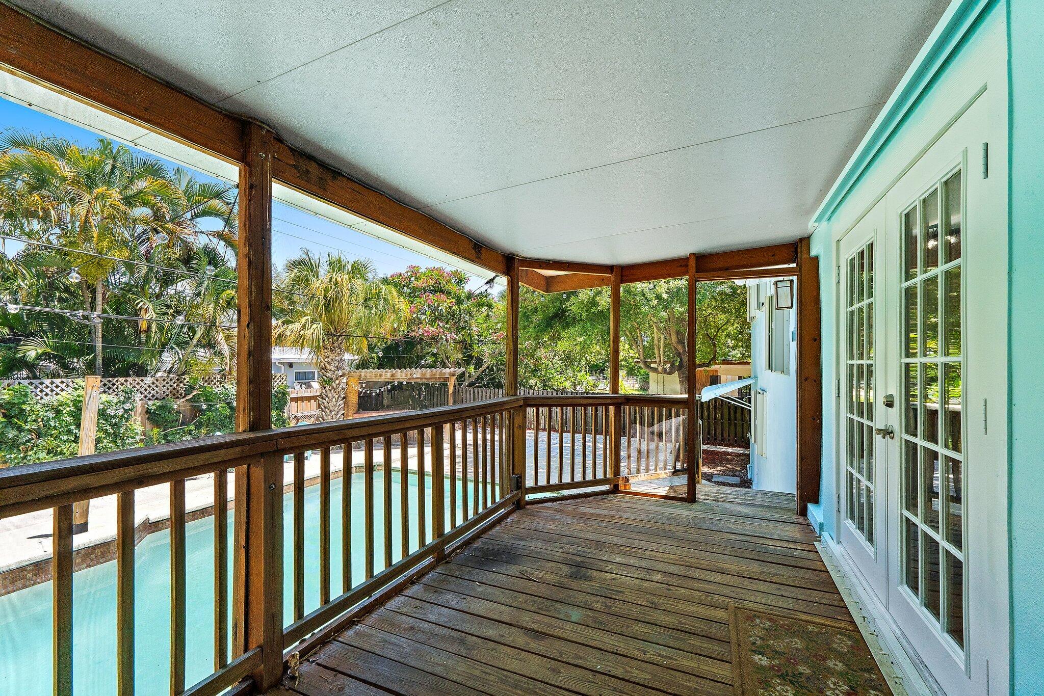 LAKE OSBORNE ESTATES - Residential