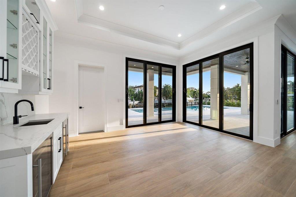 TEQUESTA COUNTRY CLUB - Residential