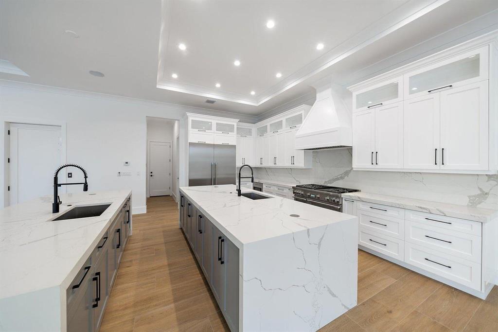 TEQUESTA COUNTRY CLUB - Residential