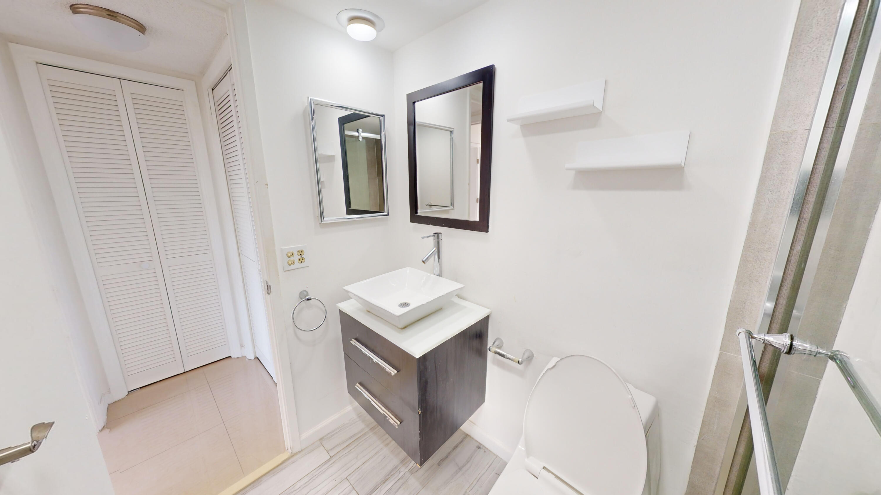 PALM-AIRE COUNTRY CLUB - Residential