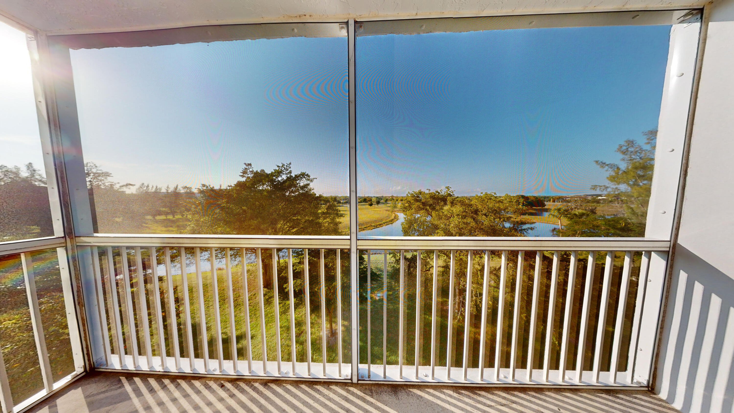 PALM-AIRE COUNTRY CLUB - Residential