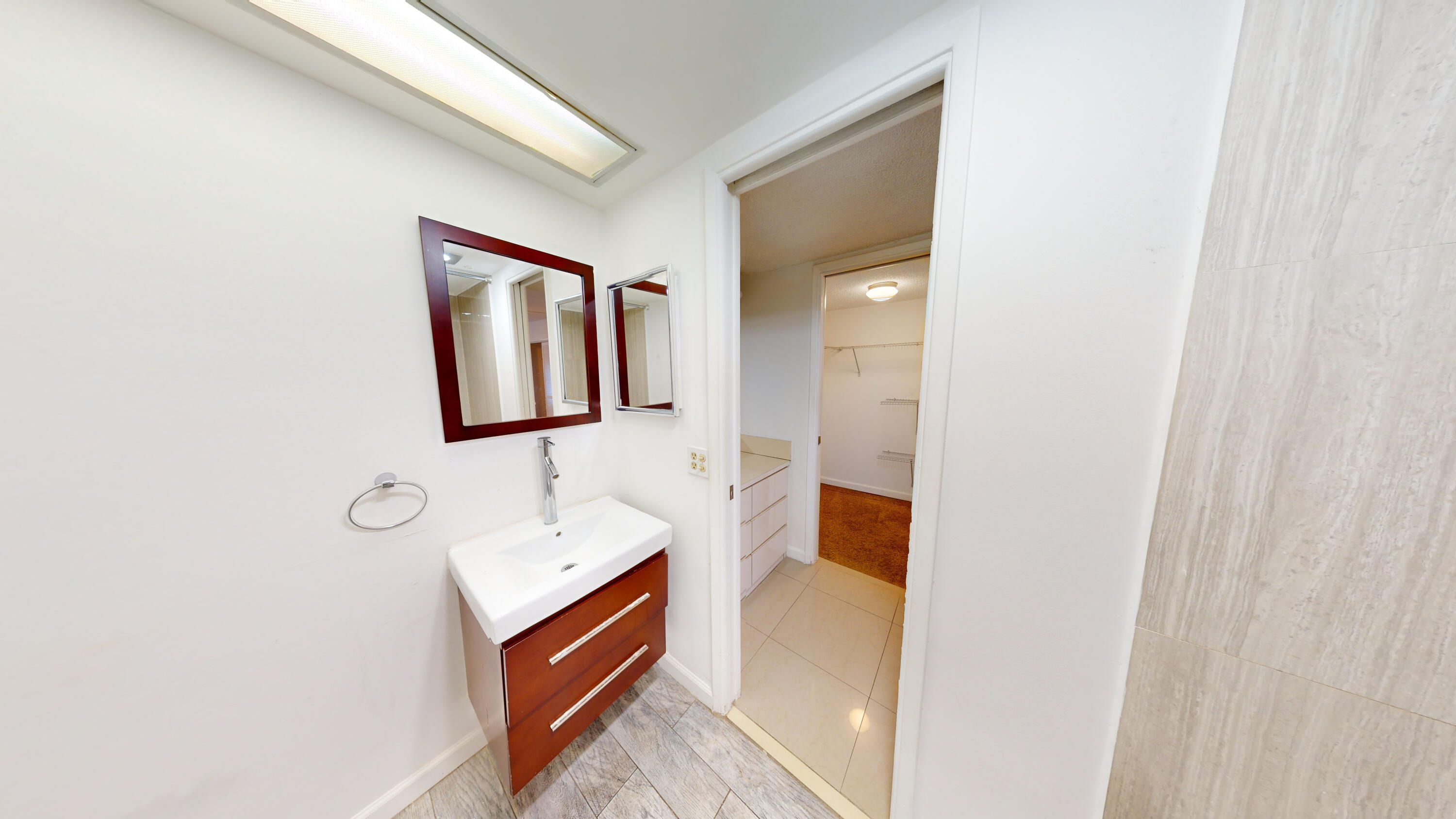 PALM-AIRE COUNTRY CLUB - Residential