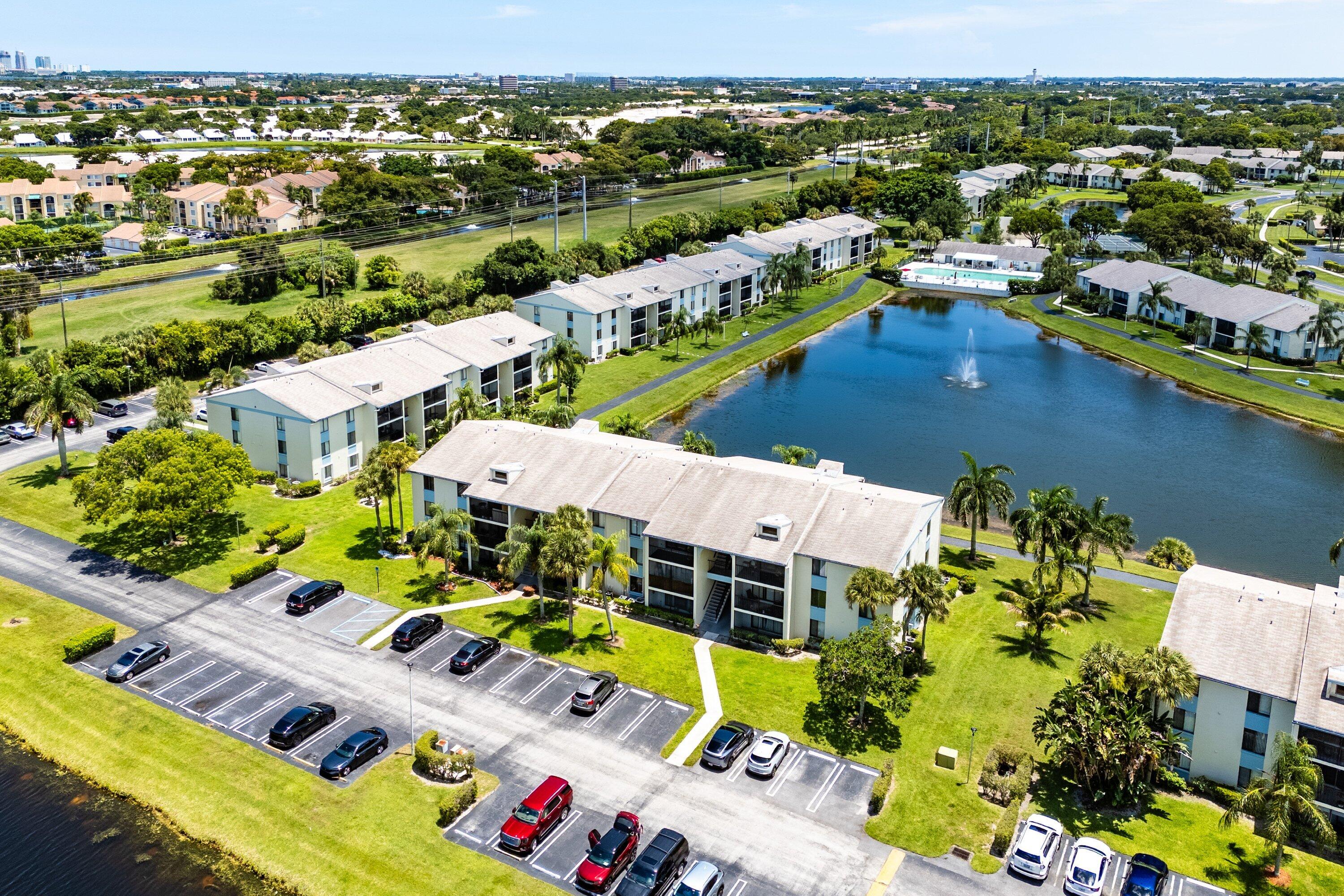 PALM CLUB VILLAGE II CONDO - Residential