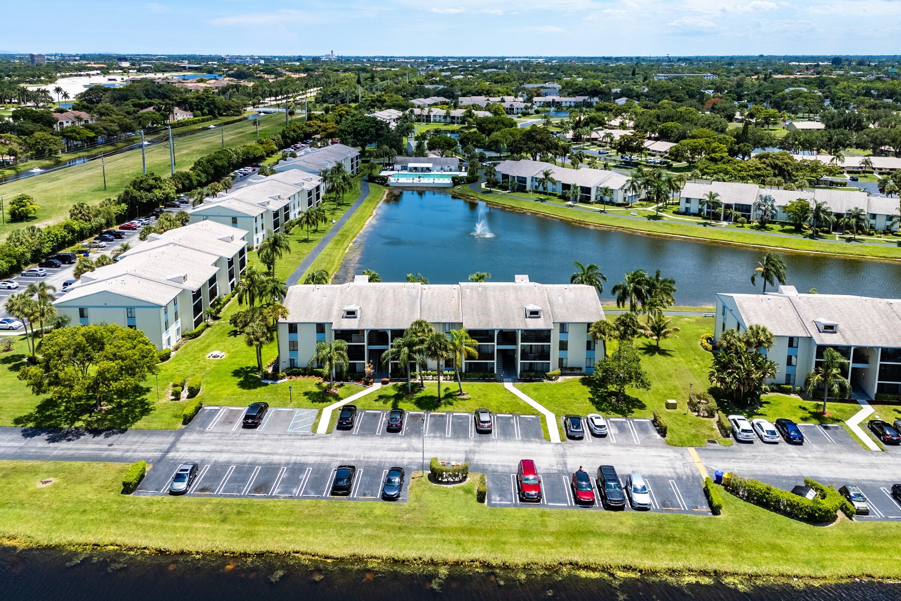 PALM CLUB VILLAGE II CONDO - Residential
