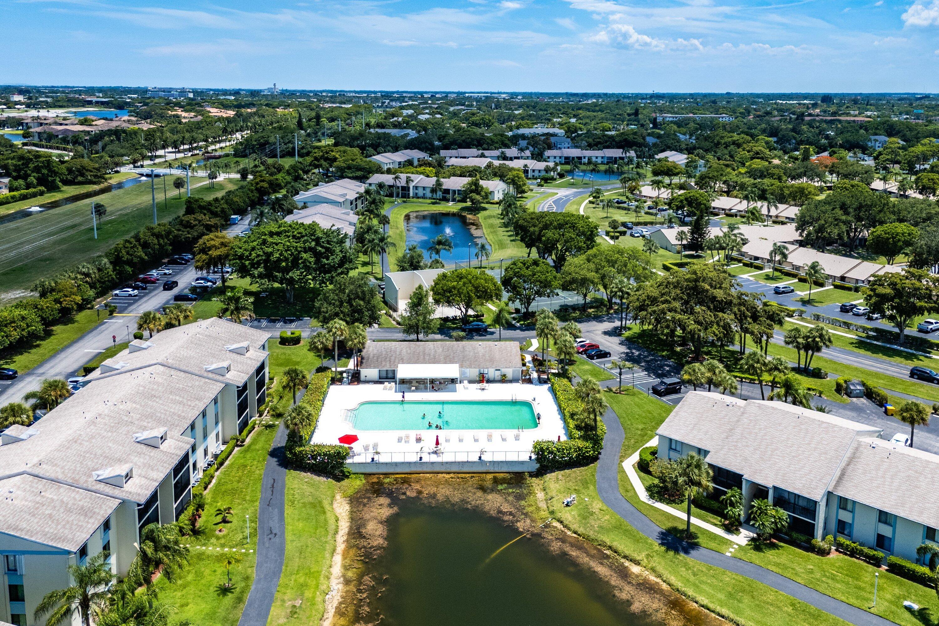 PALM CLUB VILLAGE II CONDO - Residential