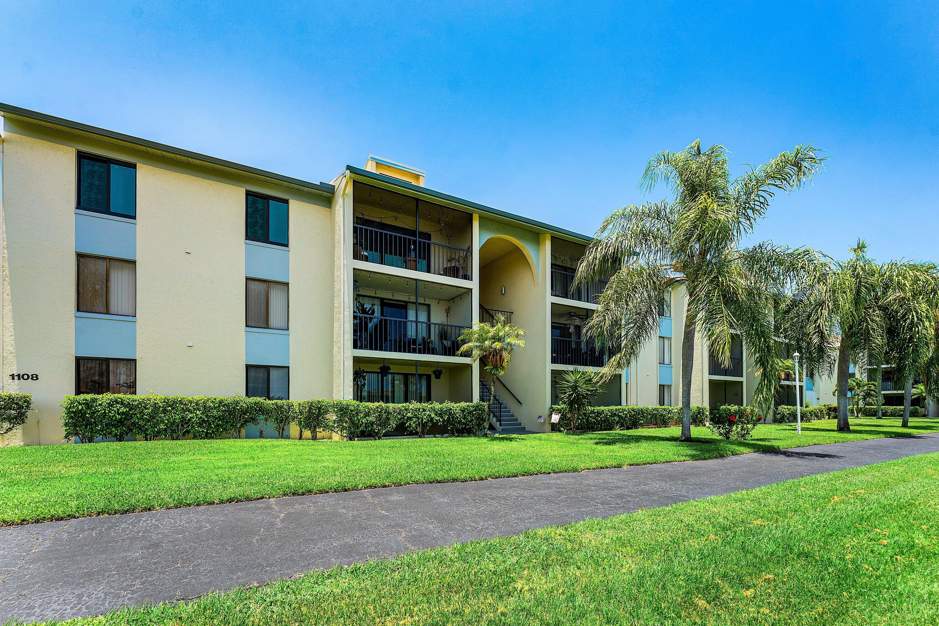 PALM CLUB VILLAGE II CONDO - Residential