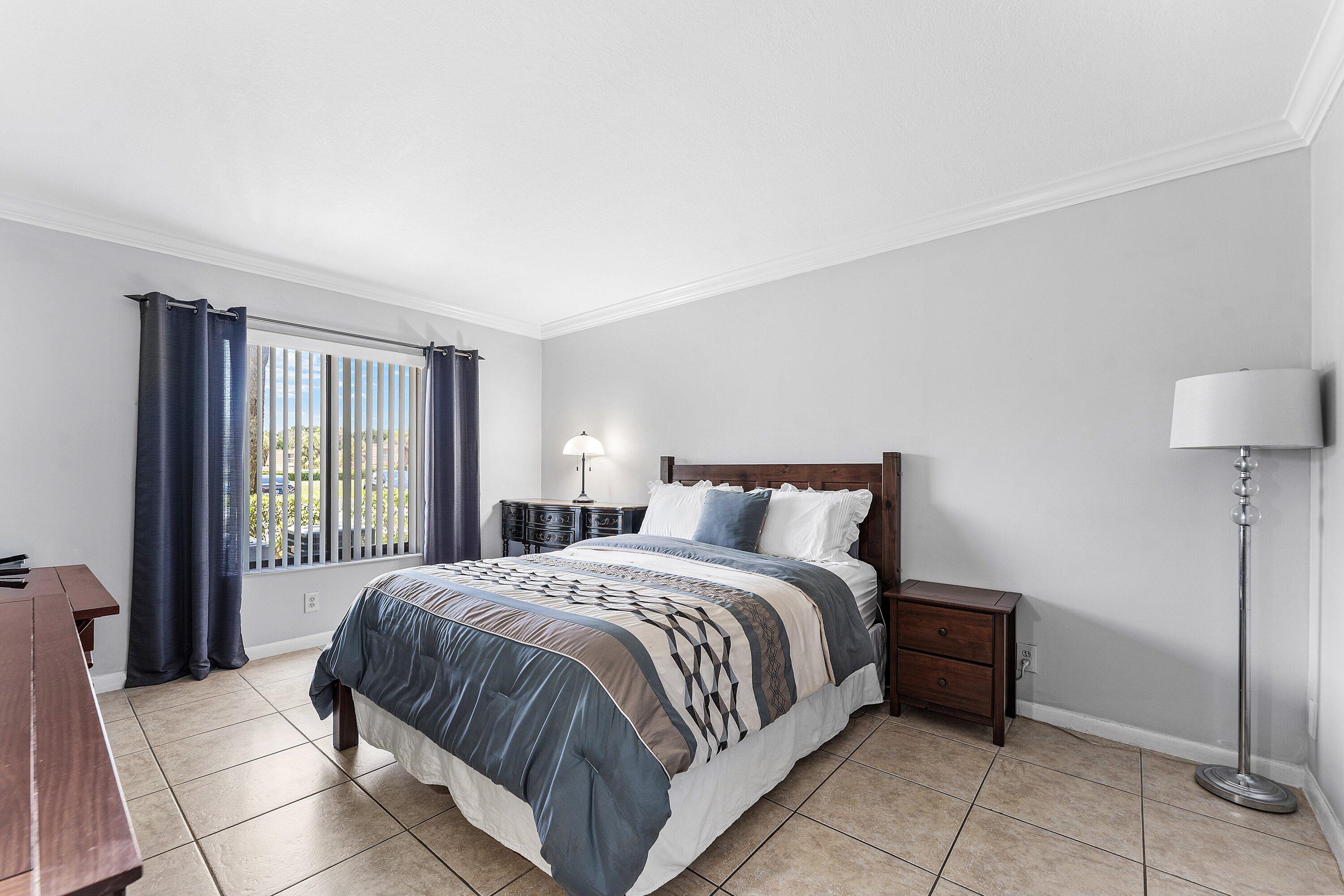 PALM CLUB VILLAGE II CONDO - Residential