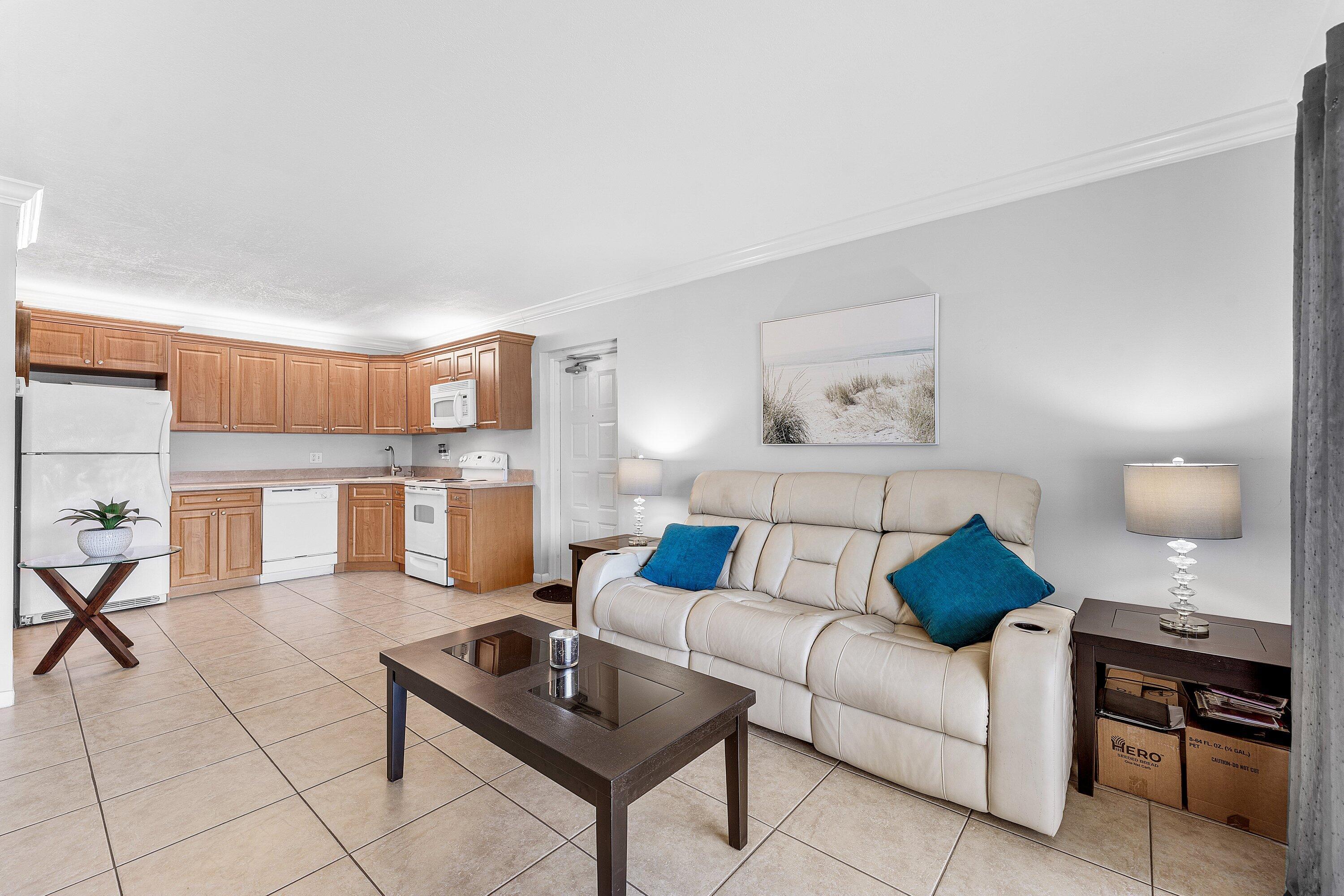 PALM CLUB VILLAGE II CONDO - Residential