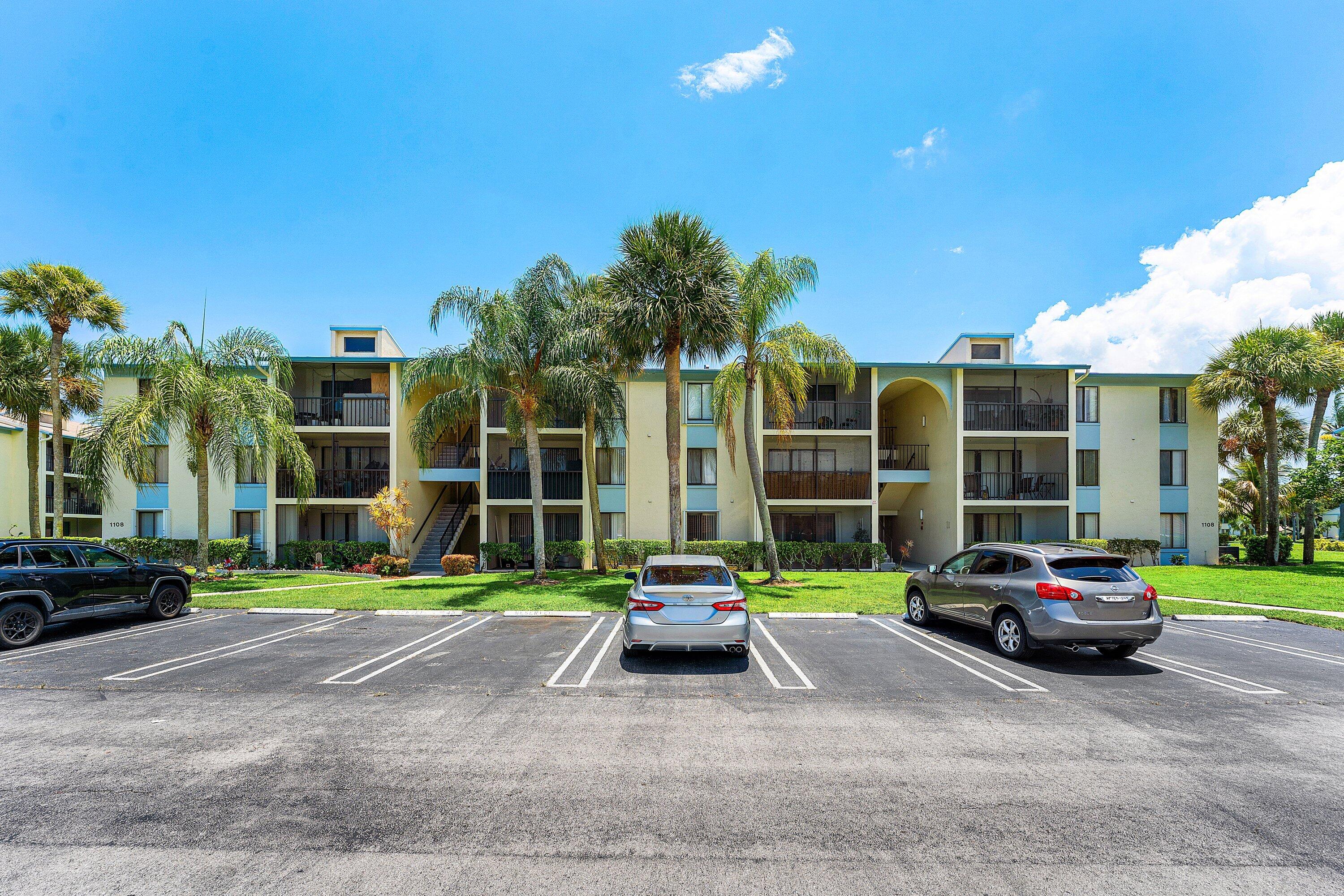 PALM CLUB VILLAGE II CONDO - Residential