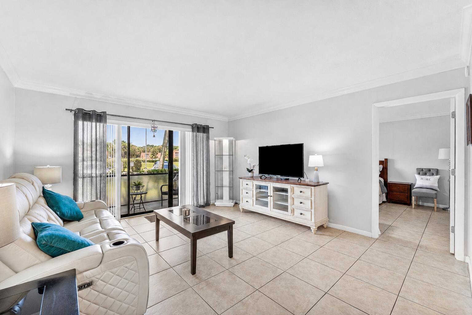 PALM CLUB VILLAGE II CONDO - Residential