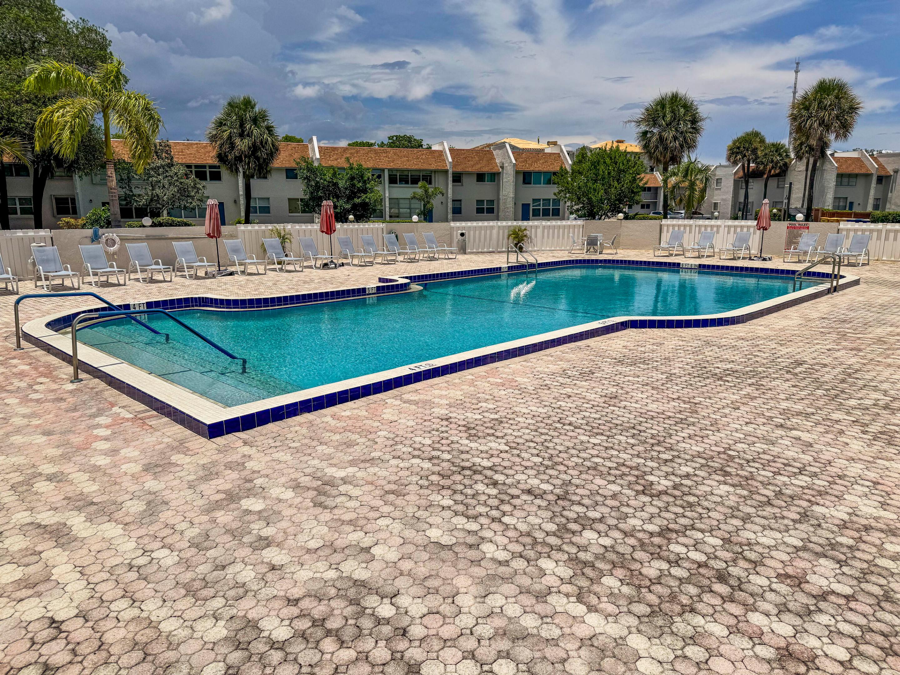 Sabal Pine East - Residential
