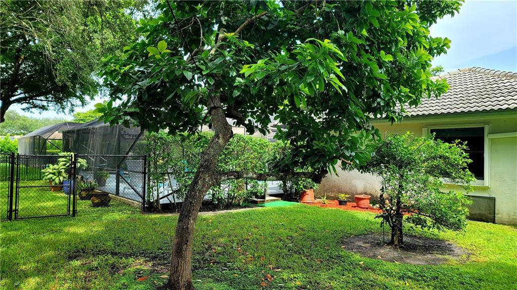 Pine Ridge 112-37 B - Residential