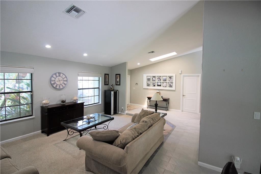Pine Ridge 112-37 B - Residential