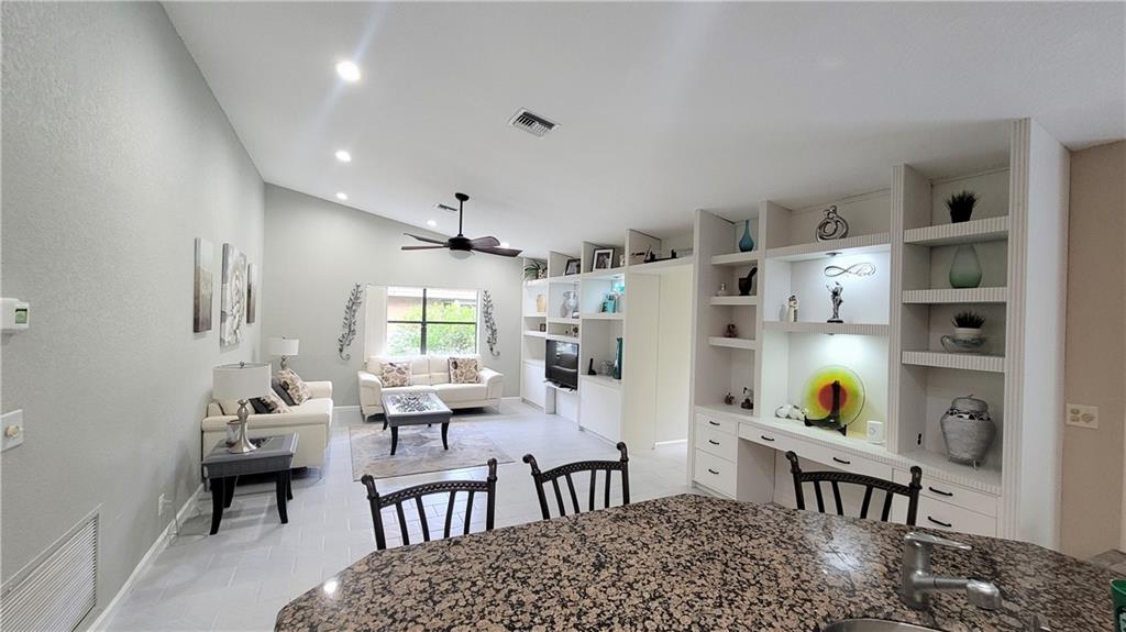 Pine Ridge 112-37 B - Residential