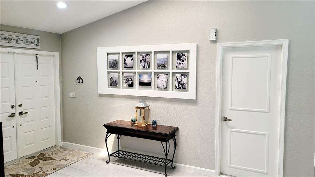 Pine Ridge 112-37 B - Residential