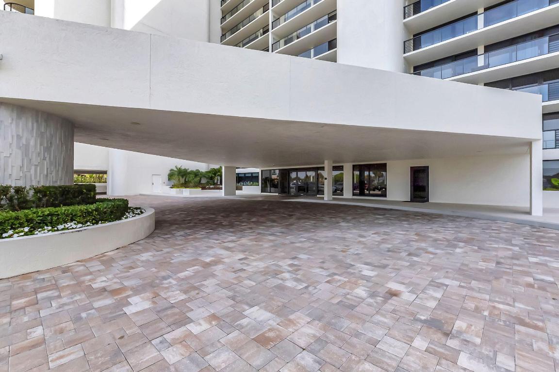 VILLA MAGNA CONDO - Residential