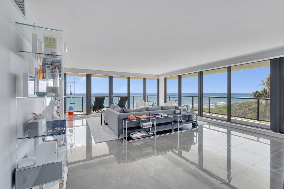 VILLA MAGNA CONDO - Residential