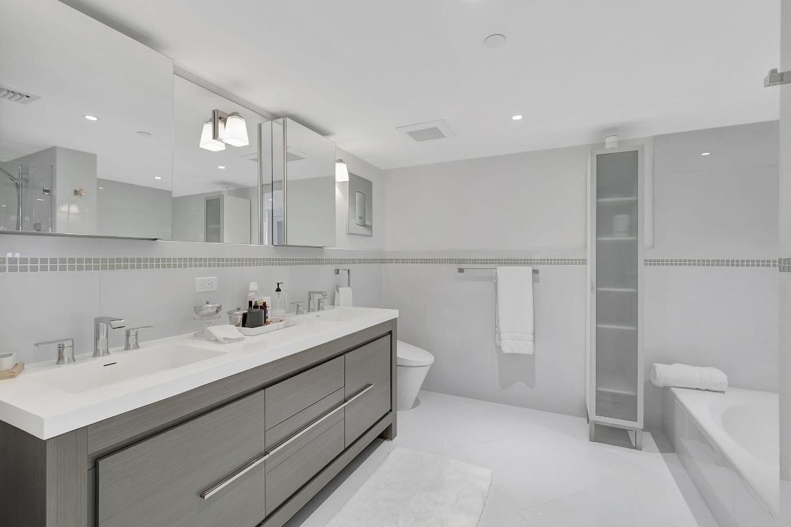 VILLA MAGNA CONDO - Residential