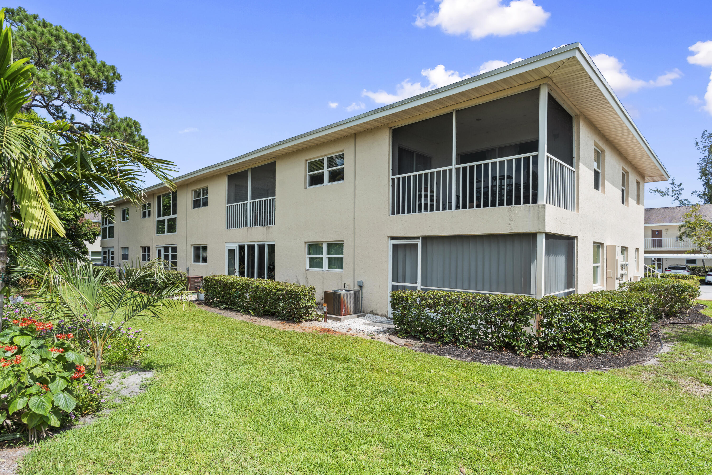 KINGSWOOD CONDO - Residential