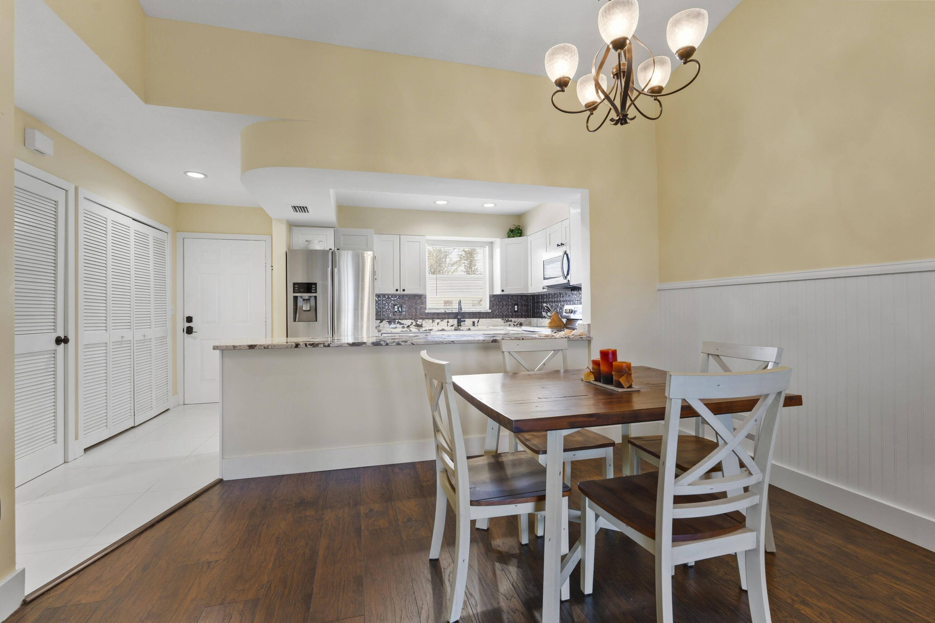 KINGSWOOD CONDO - Residential