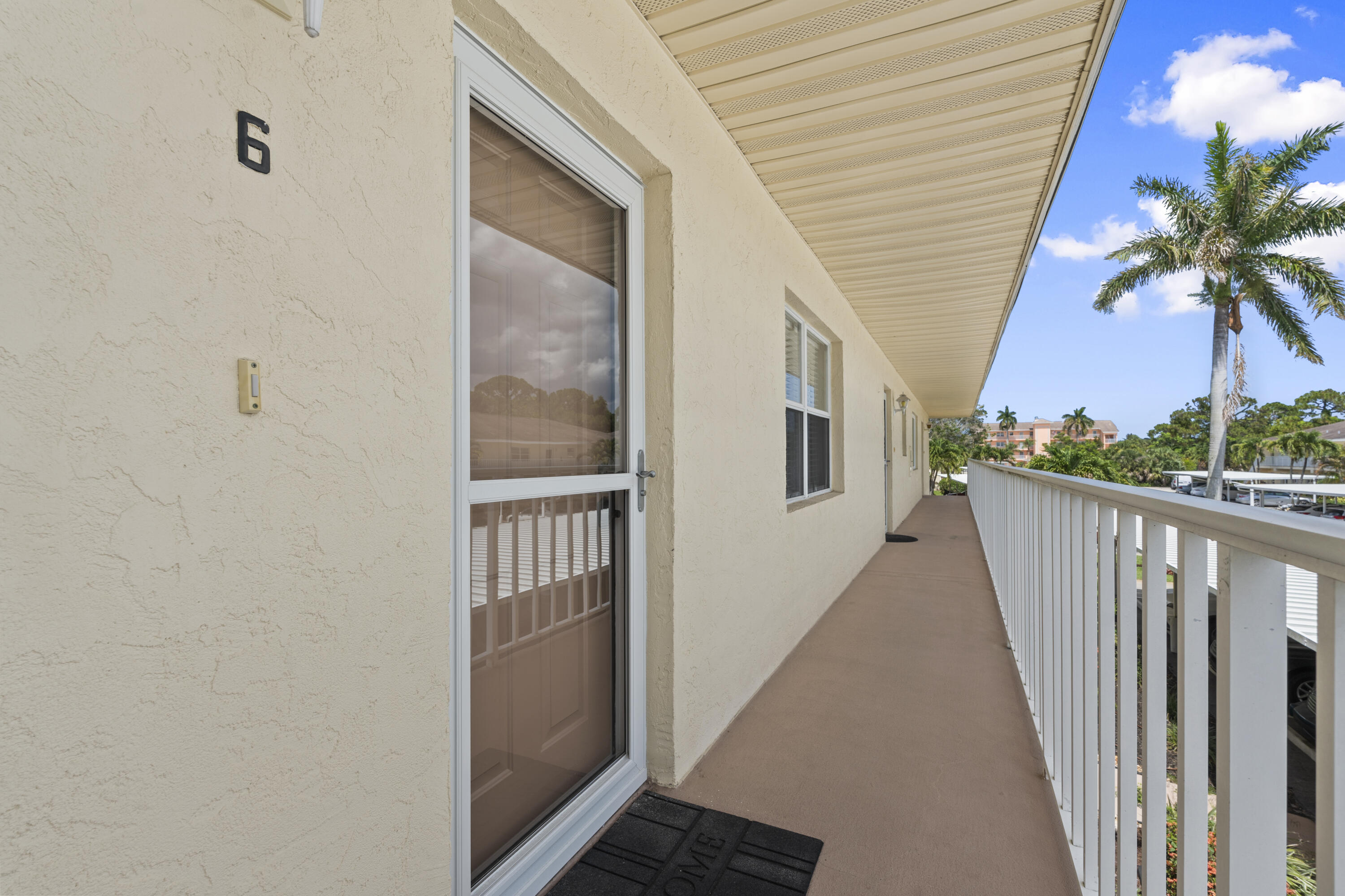 KINGSWOOD CONDO - Residential