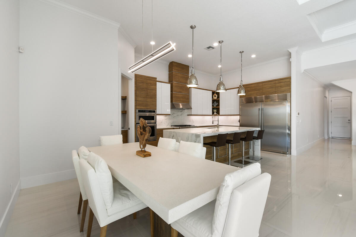SONOMA ISLES - Residential