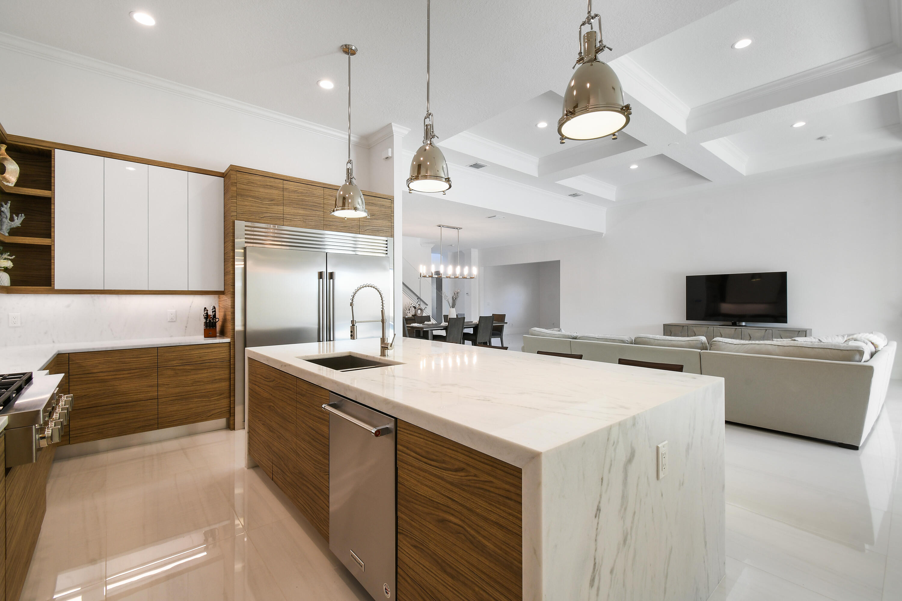 SONOMA ISLES - Residential