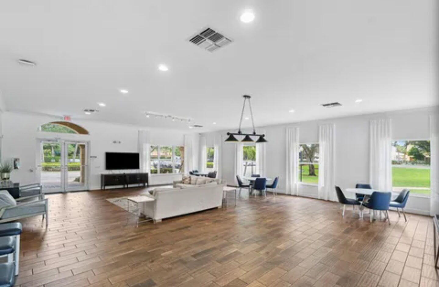 NAUTICA SOUND - Residential