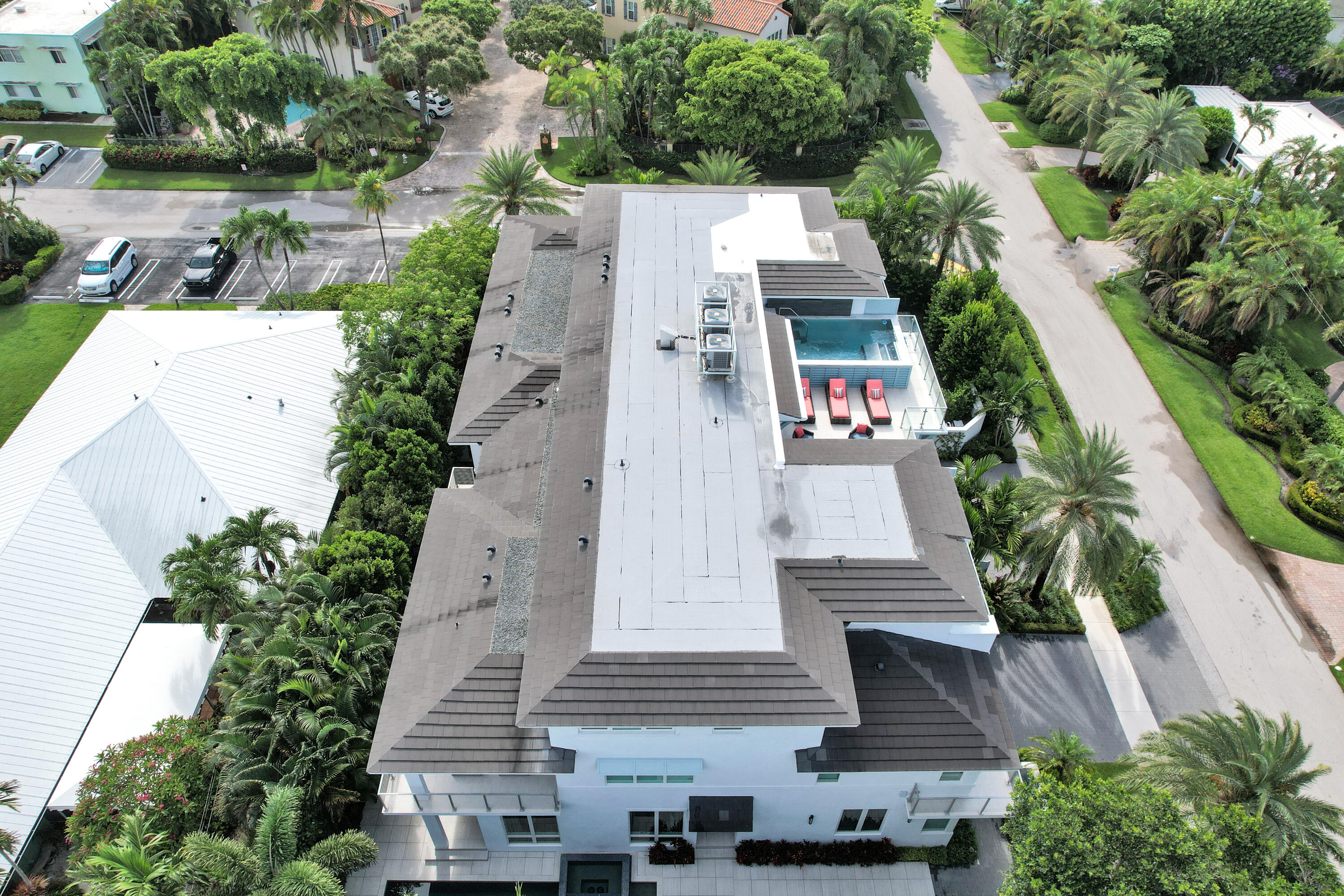 SEAGATE VILLAS - Residential