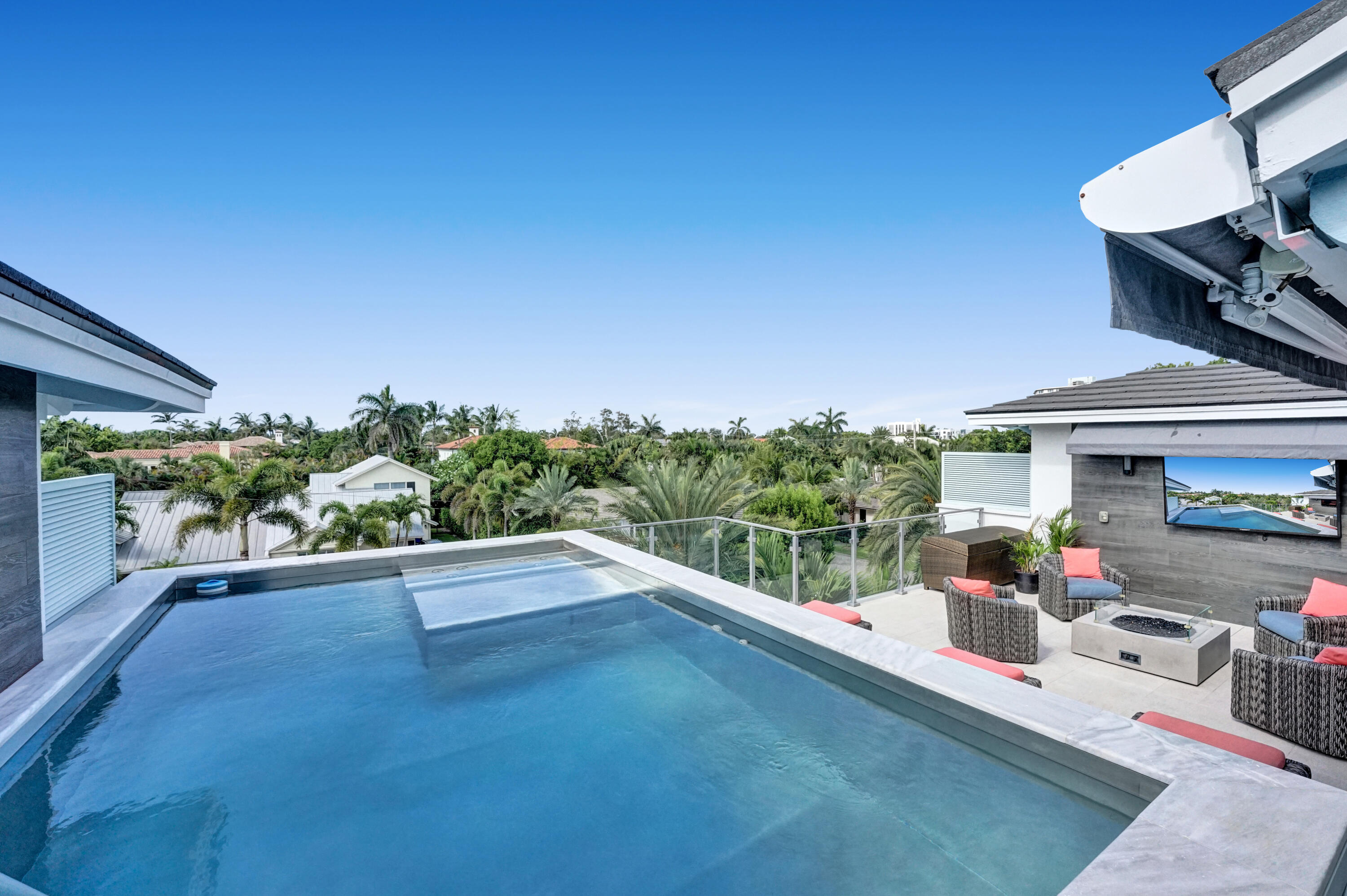 SEAGATE VILLAS - Residential