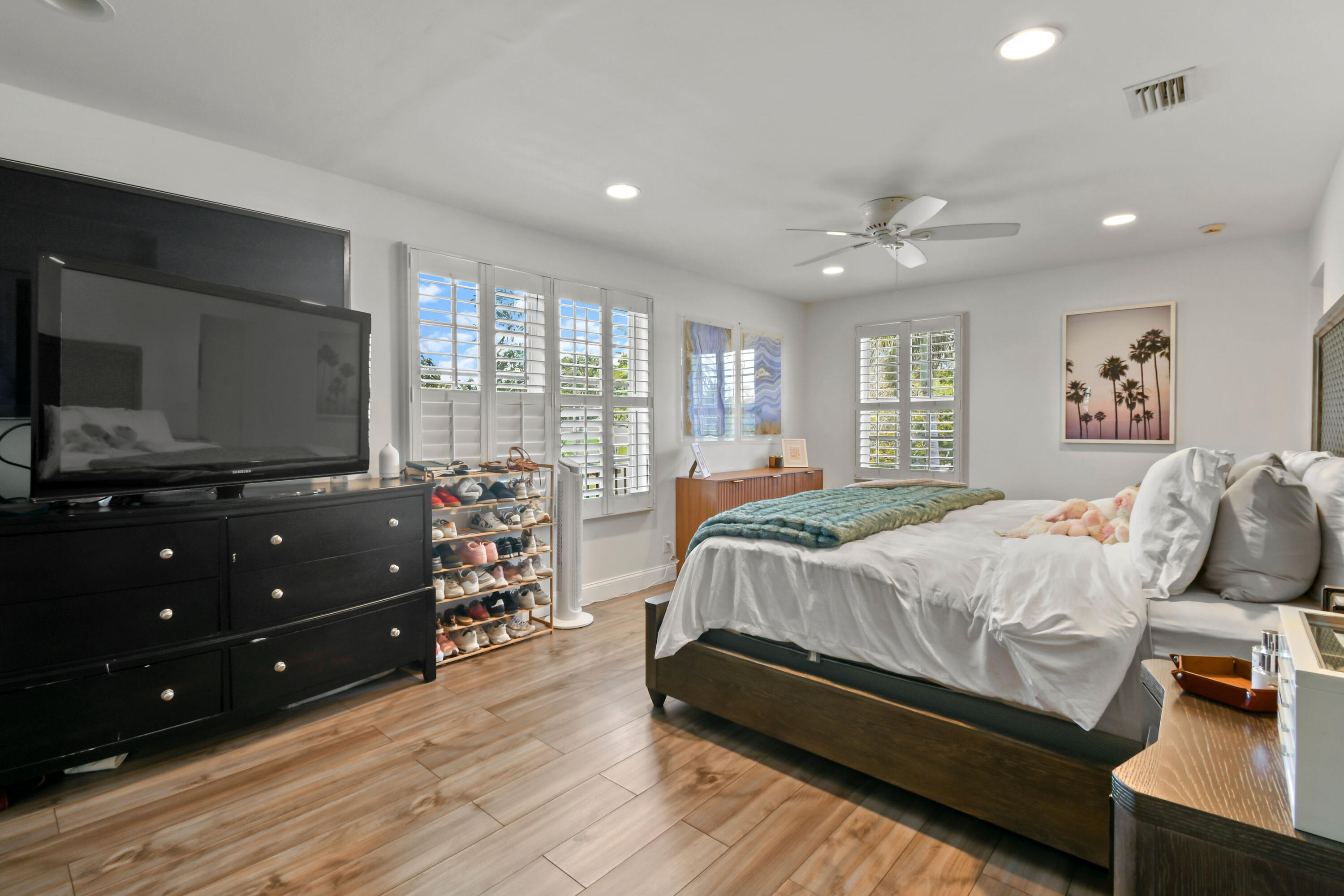 RIVERSIDE - Residential
