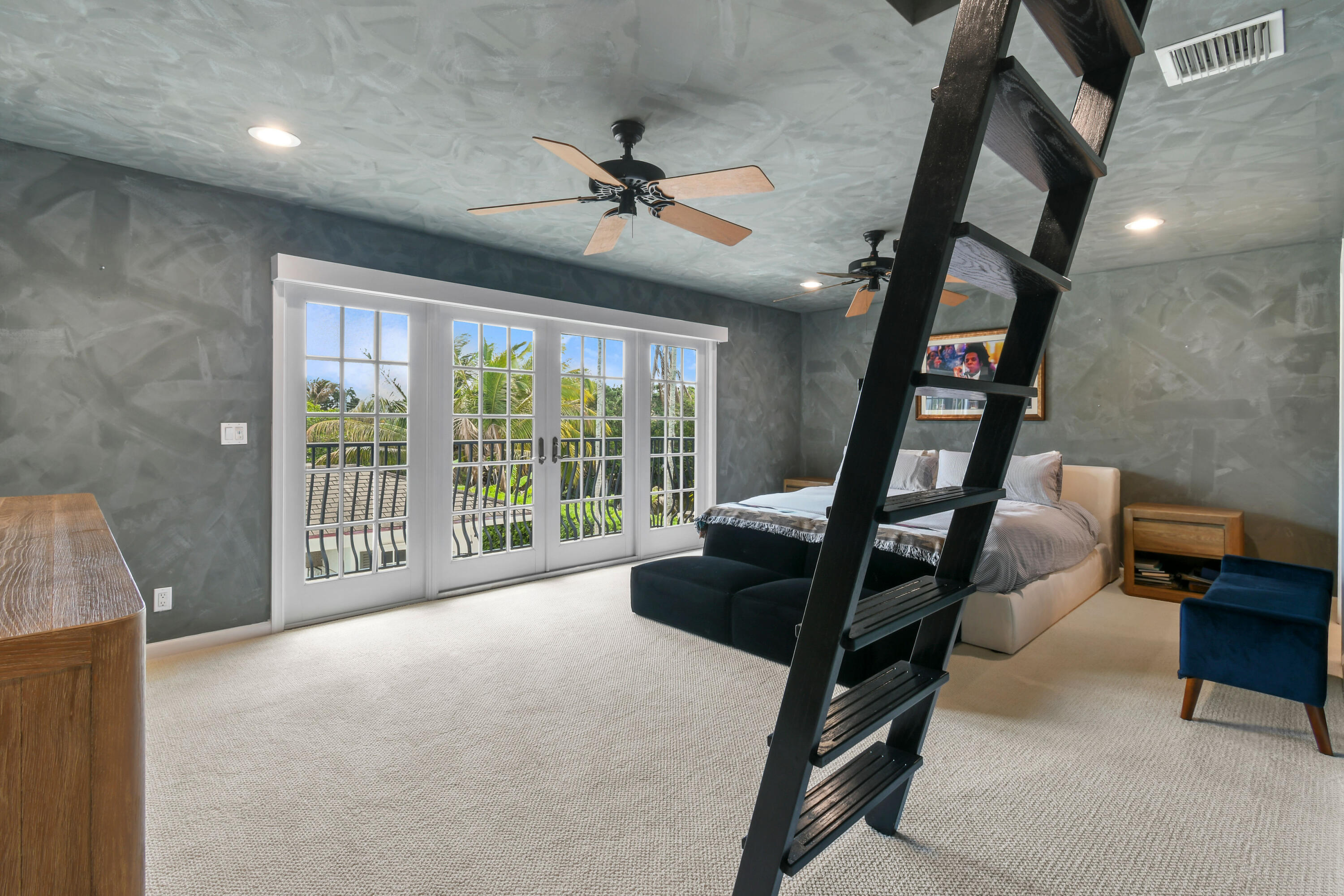 RIVERSIDE - Residential