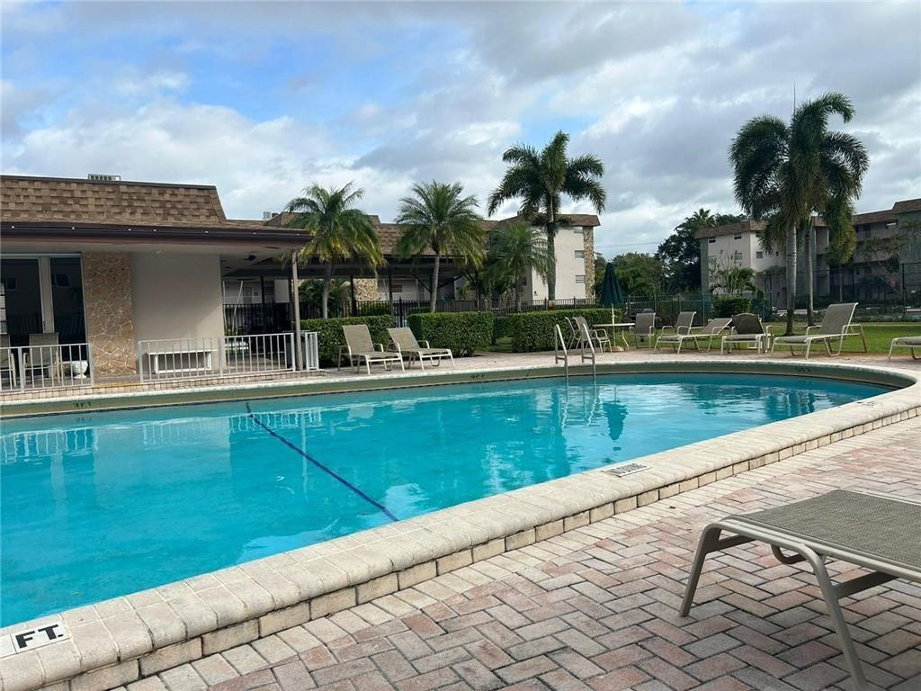 ARROWHEAD CONDO NO IV  UNIT 307 - Residential