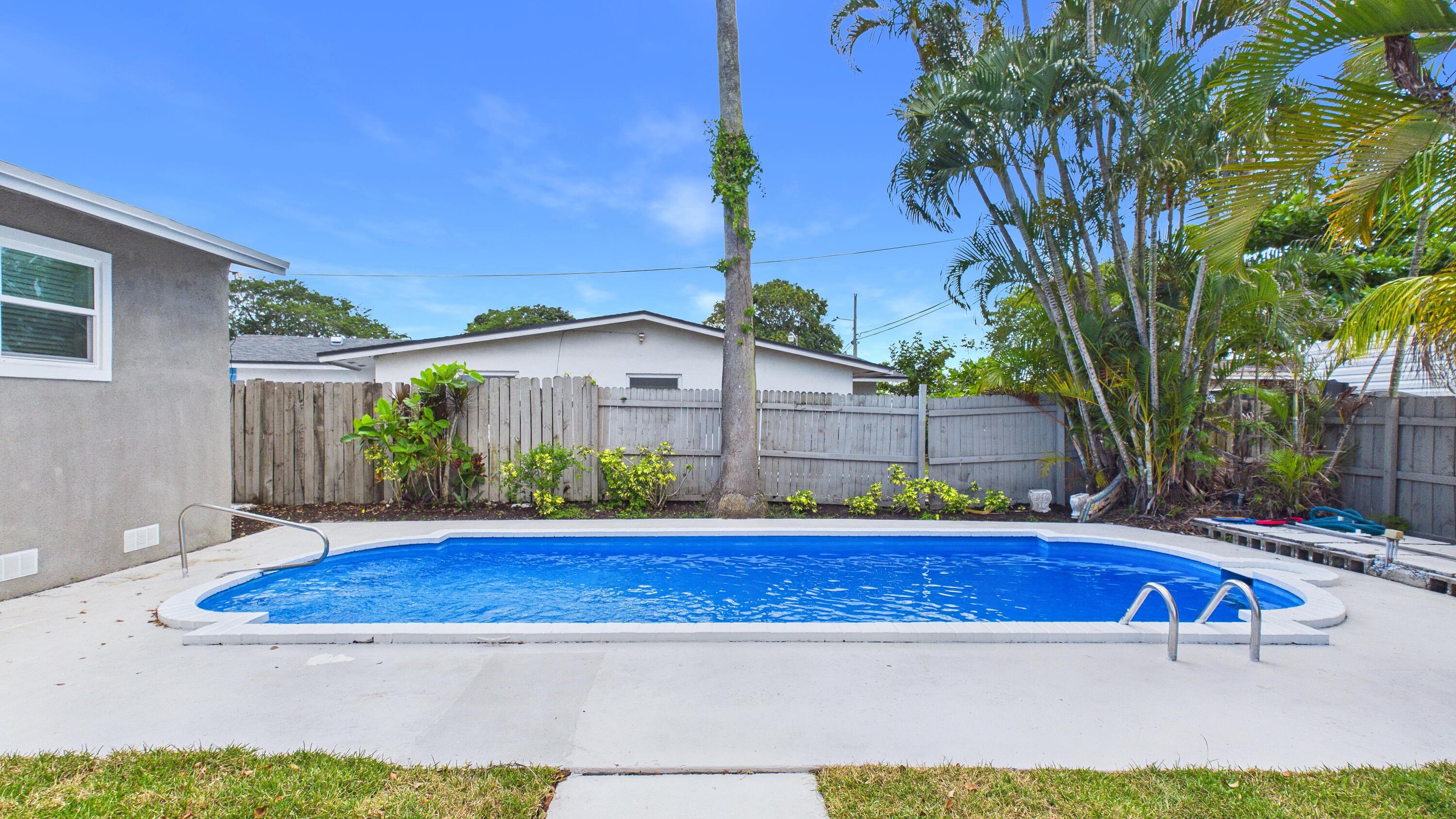 BROADVIEW PARK SEC 3 - Residential