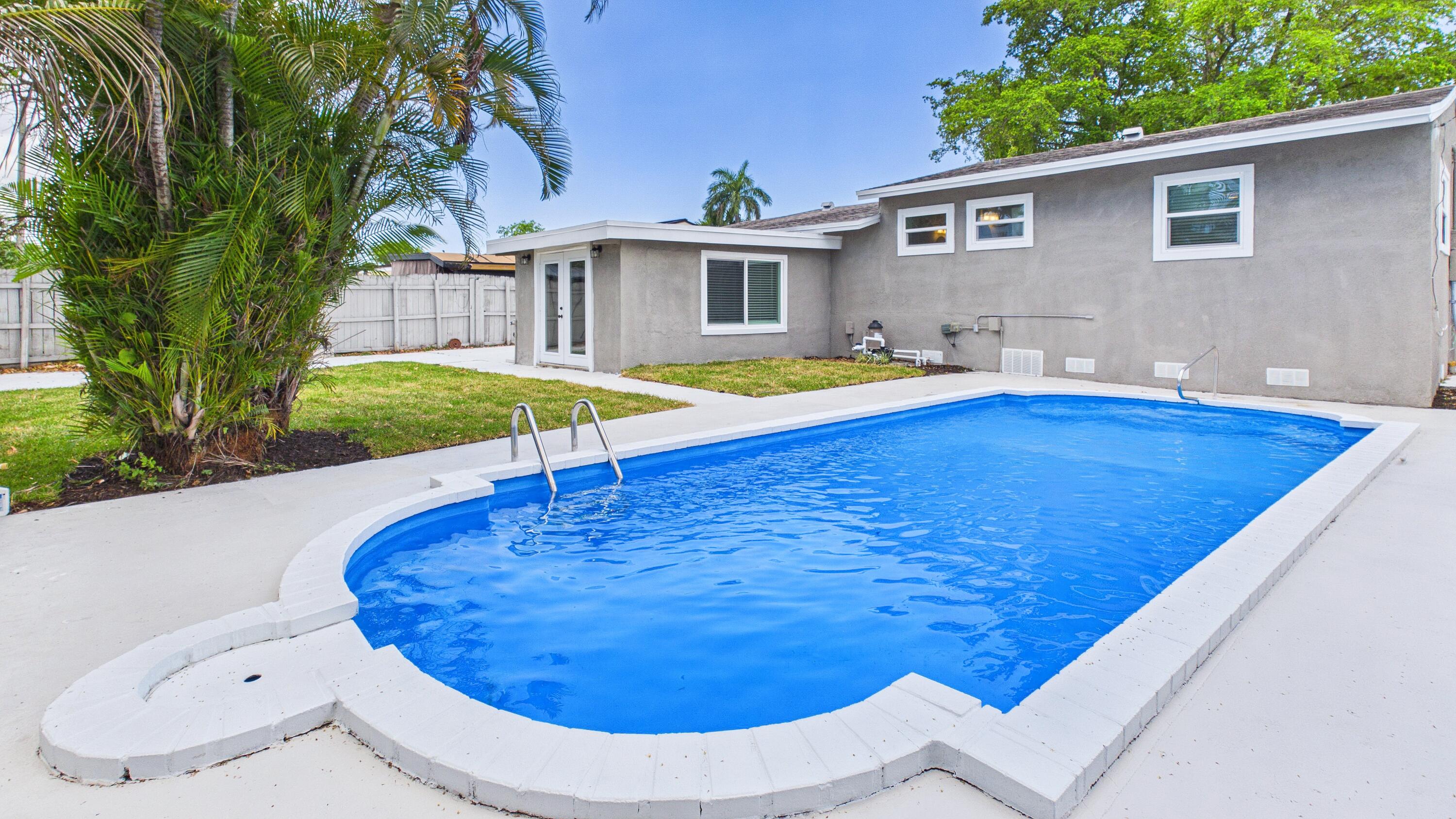 BROADVIEW PARK SEC 3 - Residential