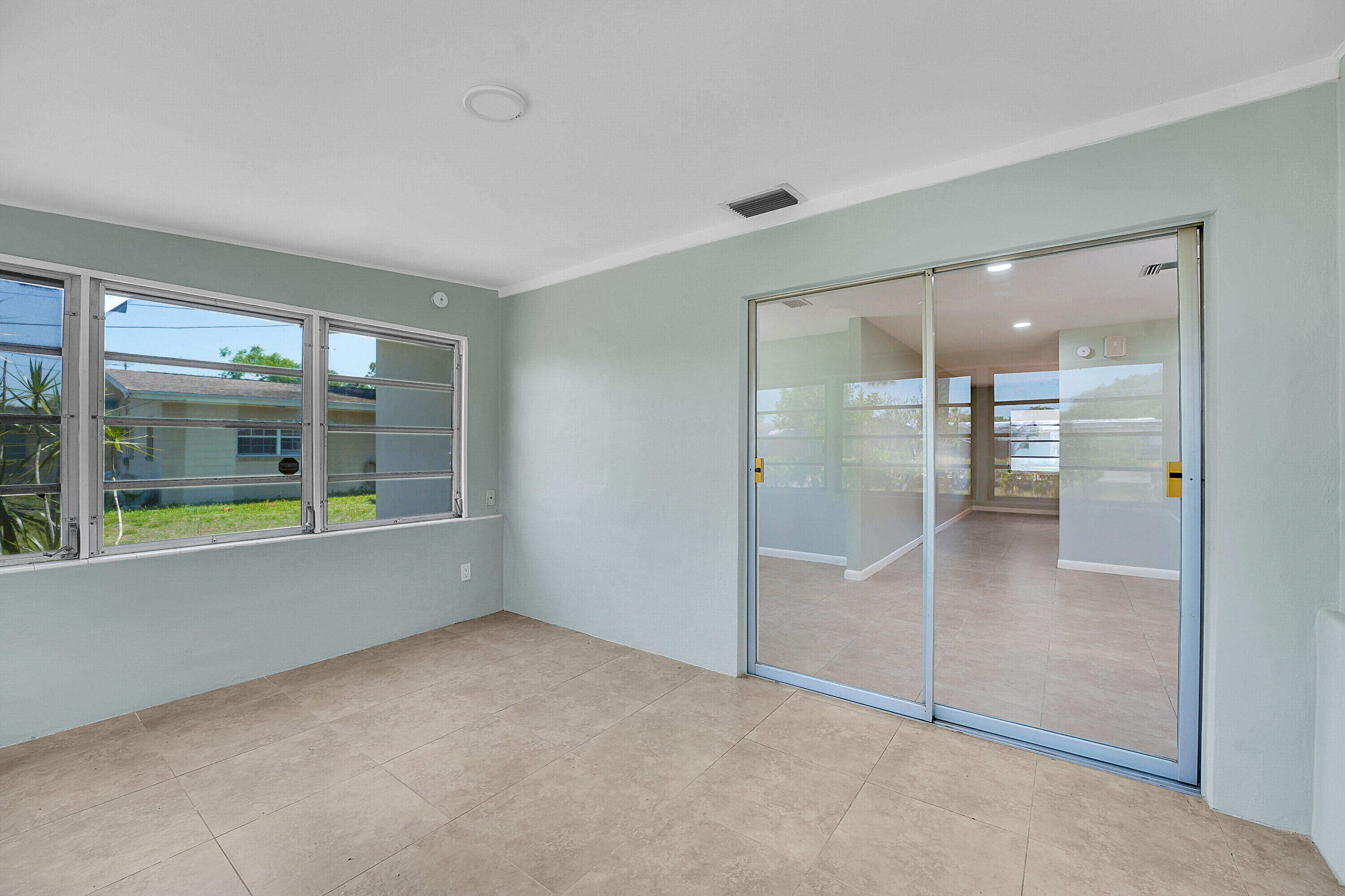 RIVER PARK UNIT 1 - Residential
