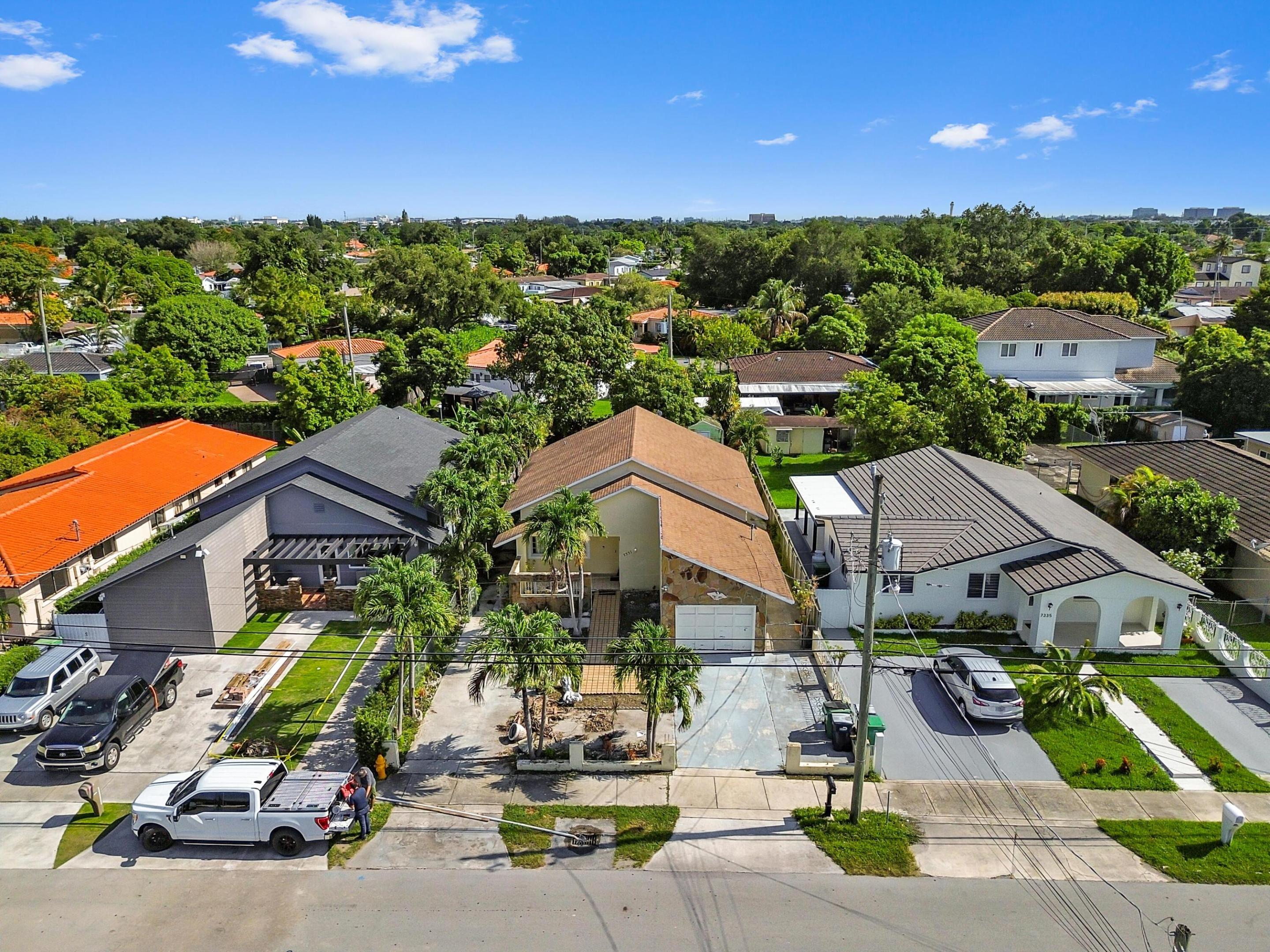 CORAL TERRACE - Residential
