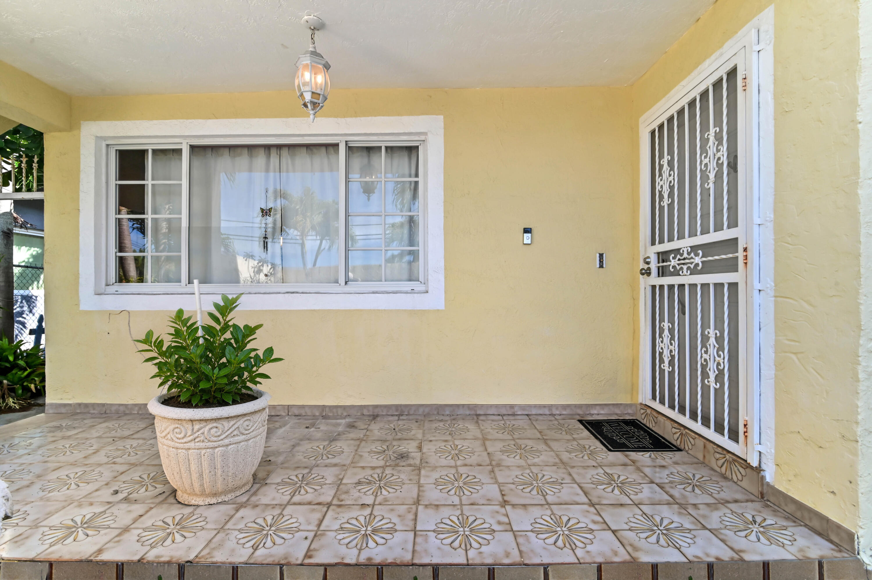 CORAL TERRACE - Residential